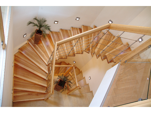Bild 35 von Traxler-Treppen e.U.