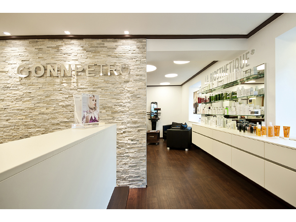 Bild 4 von Coiffeur Cosmetics GONNPETRO