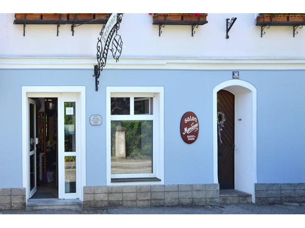 Bild 1 von Salon Marianne
