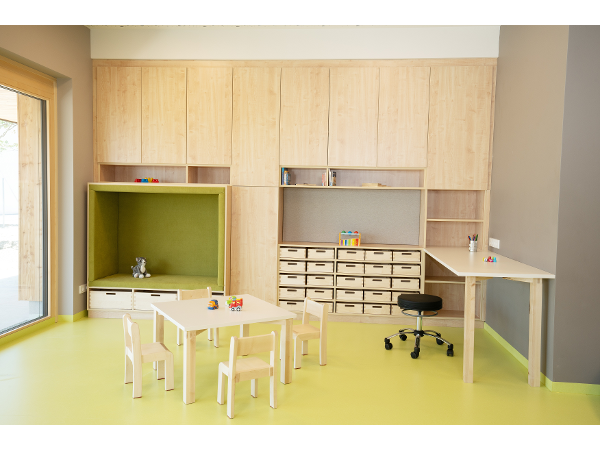 Bild 11 von Flusspferd Kindermöbel