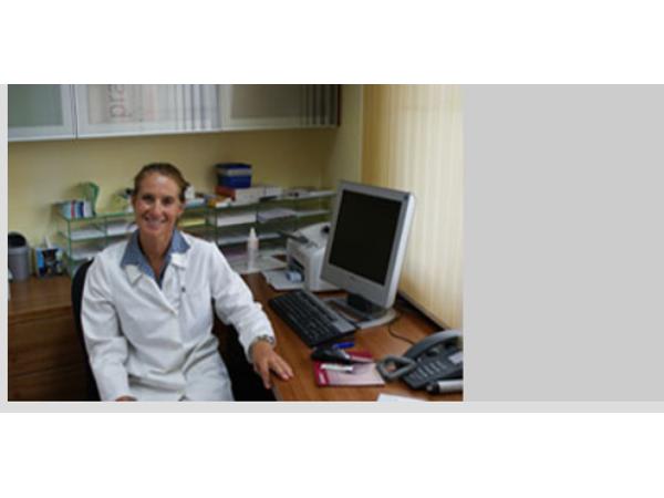 Bild 1 von MR Dr. Handle Martina