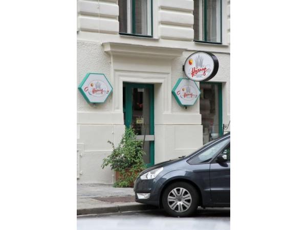 Bild 1 von URBAN-VILLAS Immobilienservice GmbH