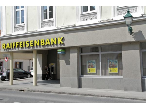 Bild 1 von Raiffeisen Regionalbank Mödling eGen - Bankstelle Maria Enzersdorf