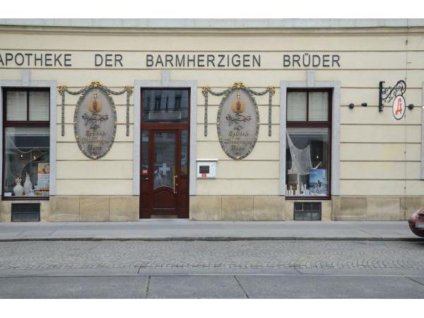 Bild 1 von Apotheke der Barmherzigen Brüder
