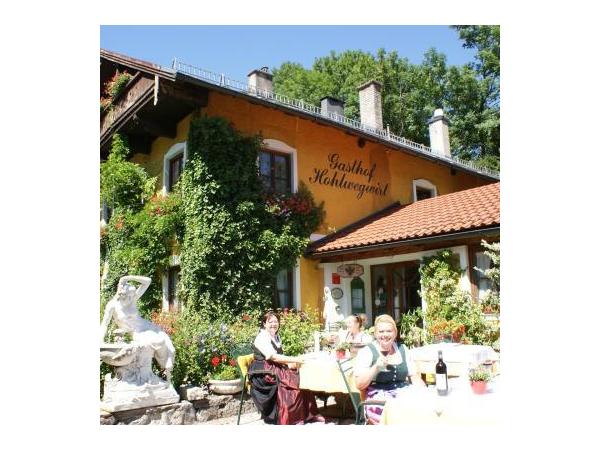 Bild 2 von Gasthof Hohlwegwirt Fam. Ernst Kronreif