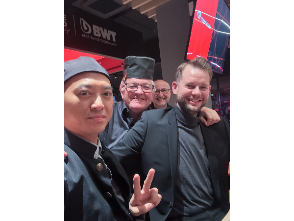Bild 50 von Johannes Nguyen