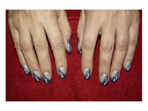 Bild 2 von First Nails - Monika Tisch