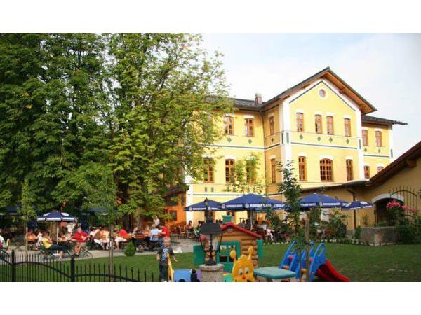 Bild 2 von Waldschloss Hotel-Restaurant