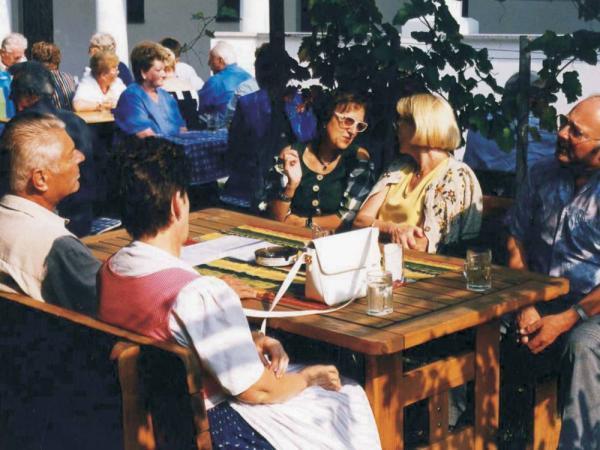 Bild 2 von Dietzl Heuriger