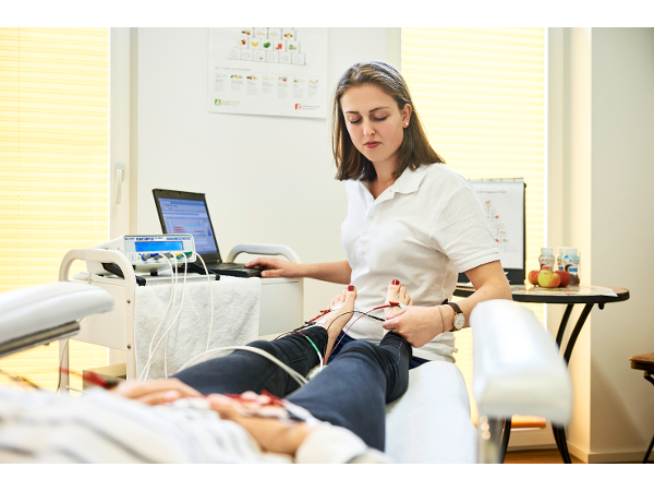 Bild 11 von GESUNDHEITSZENTRUM Leichtfüssig - Physiotherapie – Chiropraktik – Lymphdrainagen – Massage - Fitnessstudio