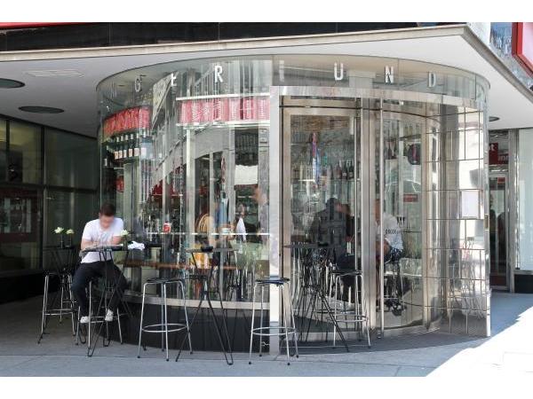 Bild 1 von Unger und Klein im Hochhaus Wein-Kaffee
