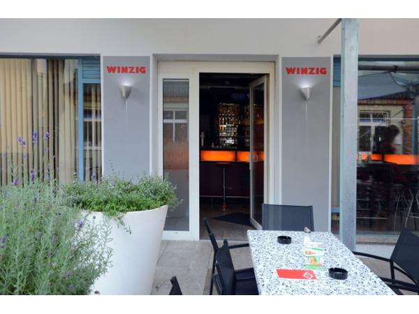 Bild 1 von Cafe Winzig