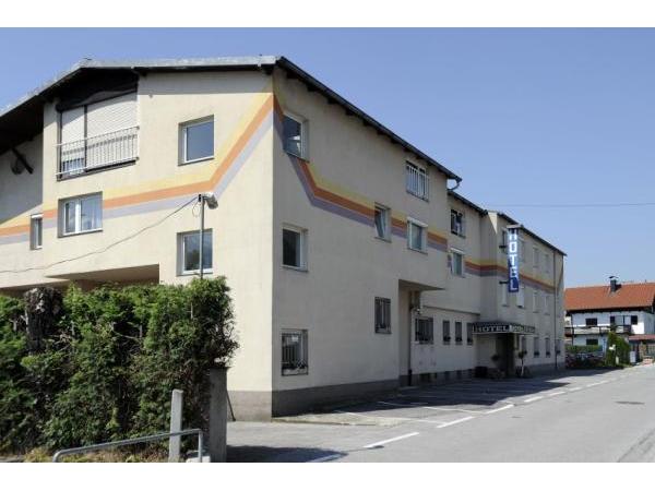 Bild 2 von Hotel Helga