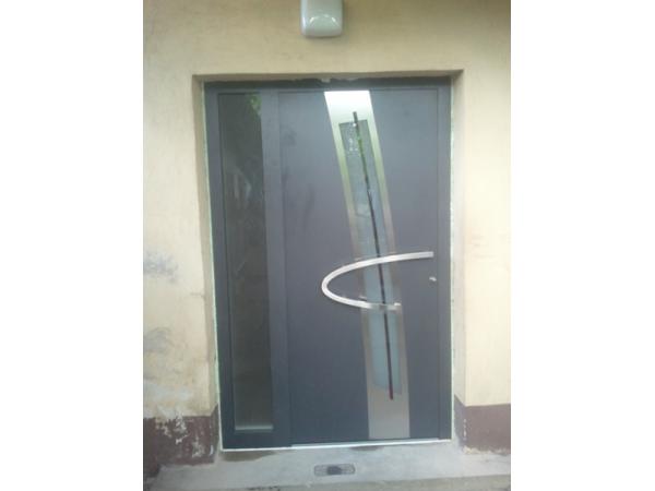 Bild 10 von Christian Holzer GmbH - Kunststofffenster u Garagentore