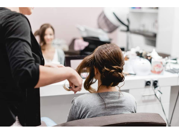 Bild 10 von Burgi Eckhart Hairstyle & Beauty