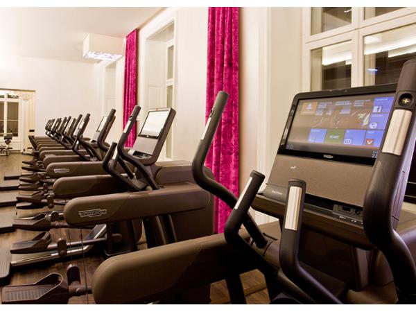 Bild 5 von John Harris Fitness Am Schillerplatz