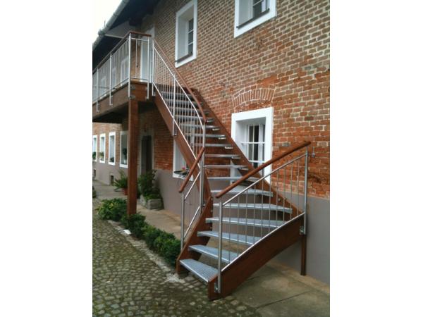 Bild 10 von Traxler-Treppen e.U.