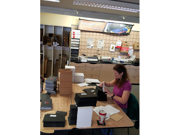 Bild 10 von Mail Boxes Etc. Mistelbach - Versand, Verpackung, Grafik & Druck