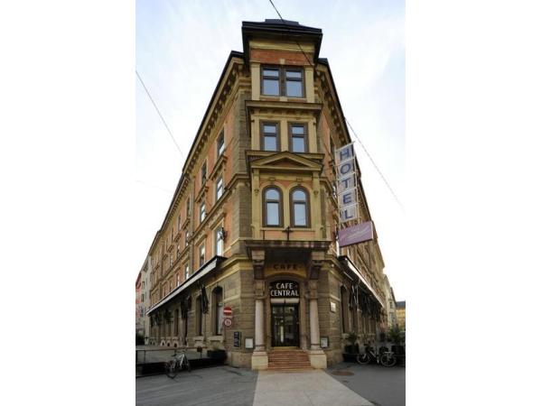 Bild 1 von Hotel - Cafe Central