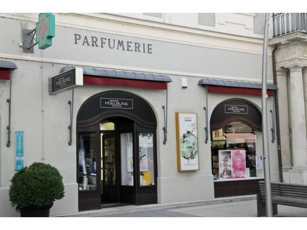 Bild 1 von Hannelore HOELBLING. Parfumerie