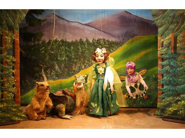Bild 2 von Märchen an Fäden - Marionettentheater