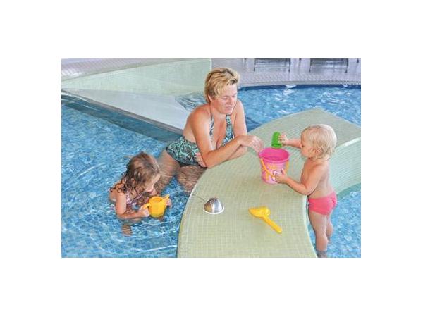 Bild 6 von Hallenbad, Sauna & Parkbad Freizeitpark Vöcklabruck