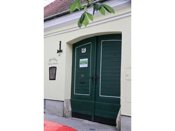 Bild 1 von Weinbau & Heuriger - Schnitzer