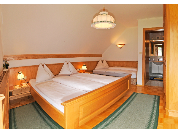 Bild 3 von Gasthof-Pension "Zur Gams" Rüscher Roland