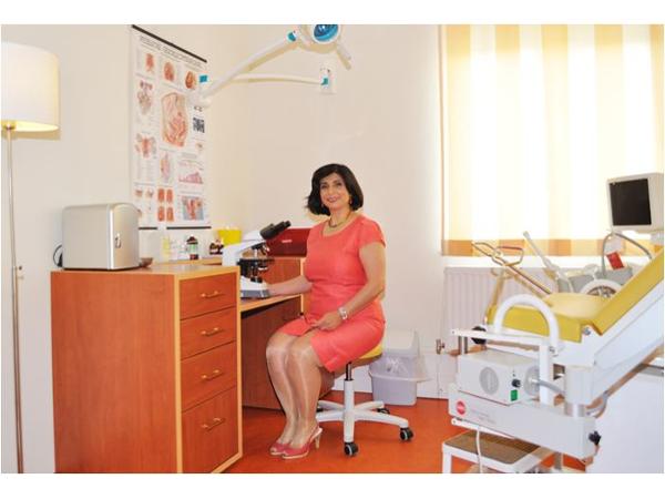 Bild 3 von Dr. Minoo Nasirian