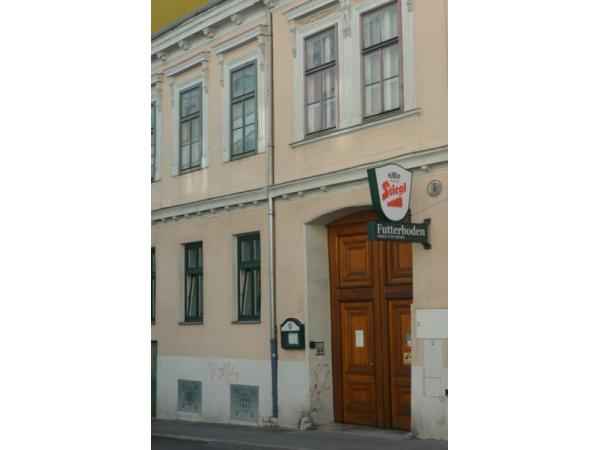 Bild 1 von Futterboden
