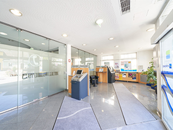 Bild 1 von HYPO NOE Landesbank – SB-Foyer