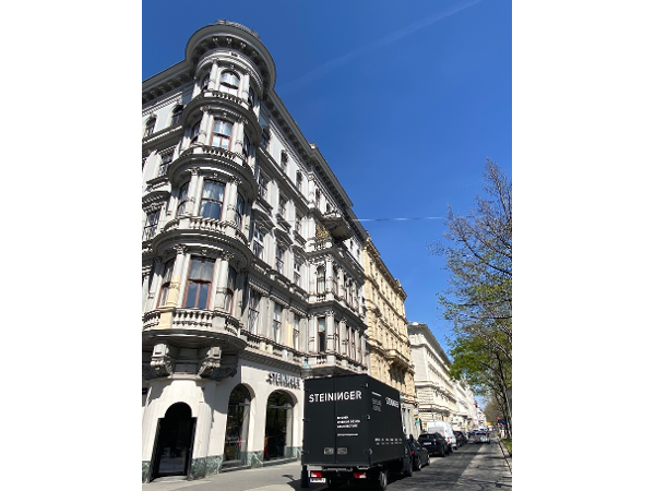 Bild 1 von STEININGER DESIGNERS Showroom Wien