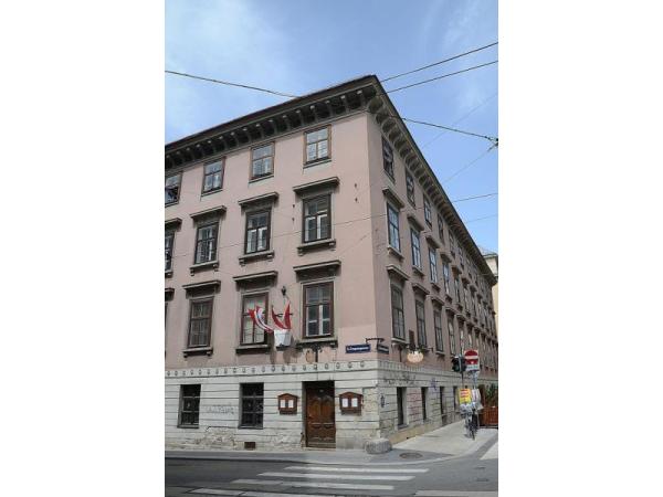 Bild 1 von Restaurant Bierteufl - Haus der 100 Biere
