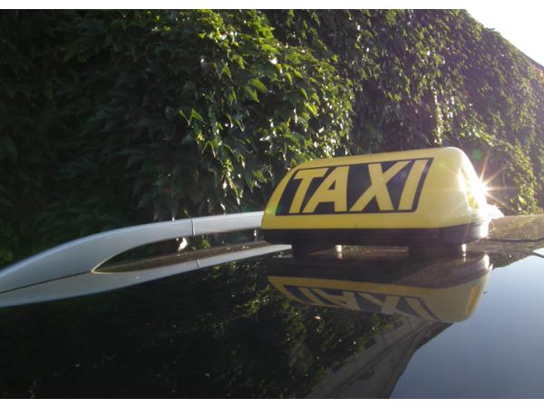 Bild 1 von Taxi 86100