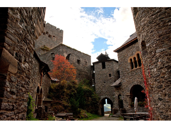 Bild 18 von Erlebnis- und Freizeitlocation Burg Finstergrün