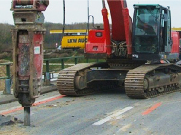 Bild 1 von L&R Transport und Erdbau GmbH