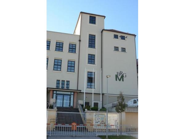 Bild 1 von Bundesgymnasium u Bundesrealgymnasium Mattersburg