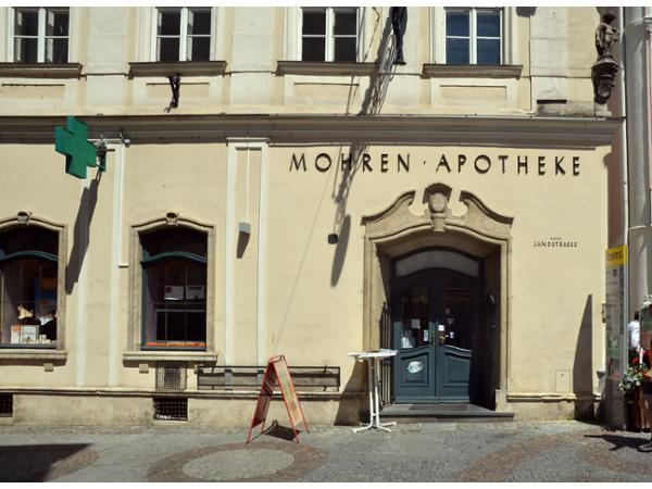 Bild 1 von Mohrenapotheke Mag. pharm. Robert Baldrian KG