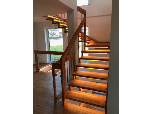 Bild 45 von Traxler-Treppen e.U.
