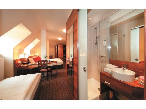 Bild 8 von Hotel Astoria