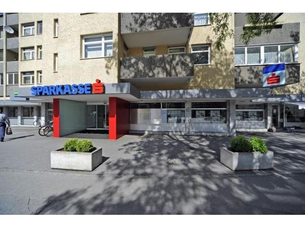 Bild 1 von Tiroler Sparkasse Bankaktiengesellschaft Innsbruck - Filiale Pradl (Filiale ohne Kassa)