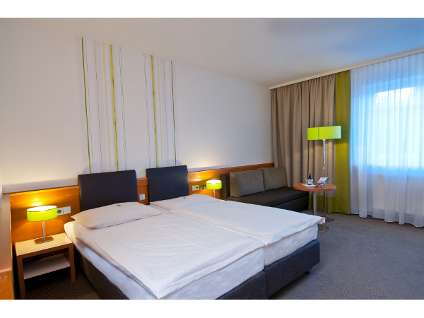Bild 28 von City-Hotel GmbH