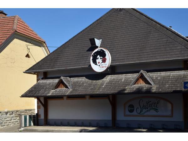 Bild 1 von Tanzcafe Cherie & Spitzerl Heurigenrestaurant