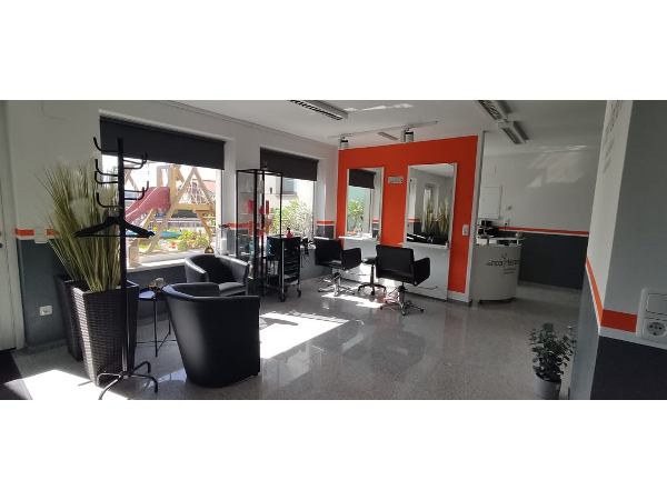 Bild 3 von Die Haarmacherin Schweitzer Nicole