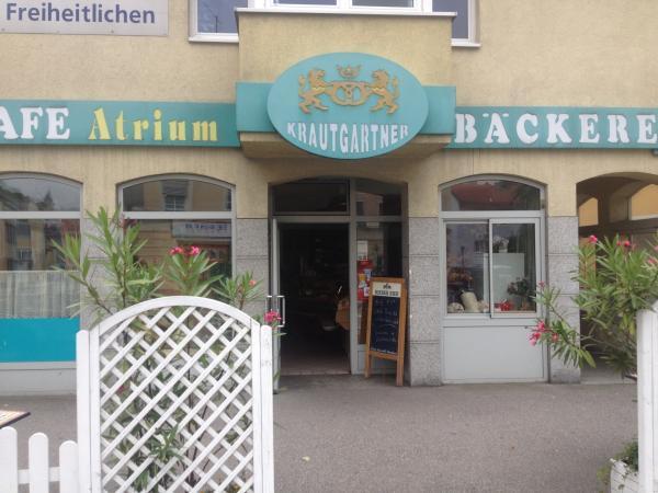 Bild 1 von Cafe Atrium Fam. Krautgartner
