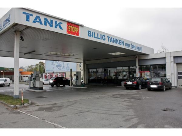 Bild 1 von Tankstopp