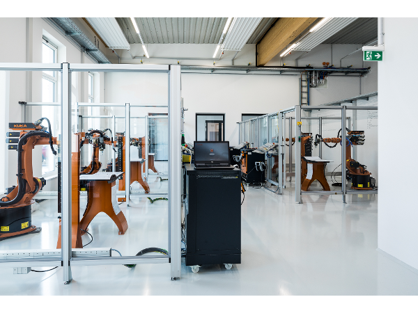 Bild 3 von KUKA CEE GmbH