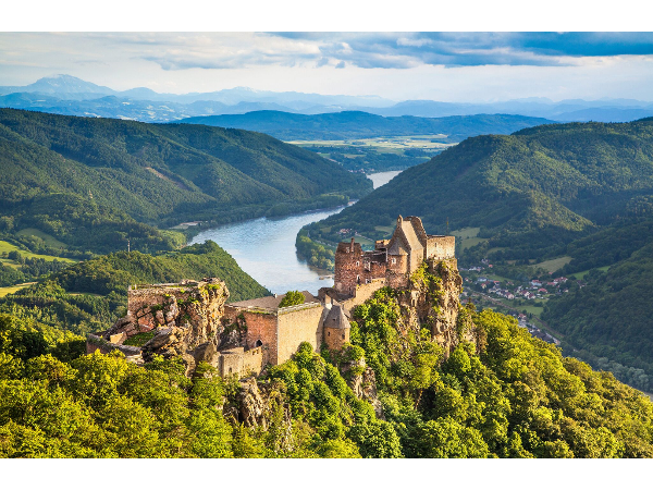 Bild 1 von BURGRUINE AGGSTEIN