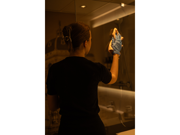 Bild 8 von RPAA GmbH – Professionelle Hotelreinigung & Housekeeping