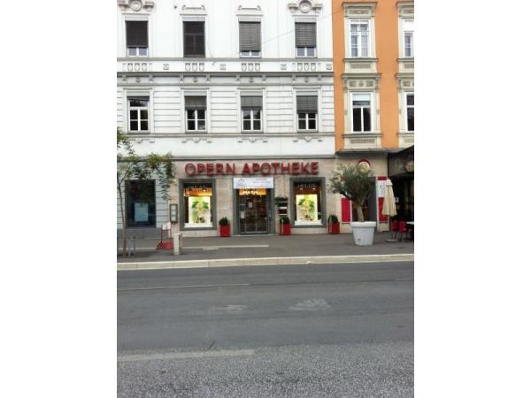 Bild 7 von Opern Apotheke